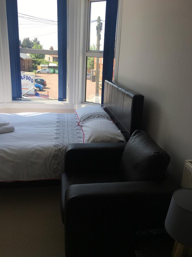 Elris Essex House Hotel Clacton-on-Sea Bagian luar foto